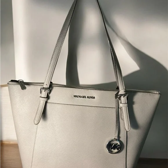 Michael Kors Grey Large Tote Bag MK - Picture 1 of 10